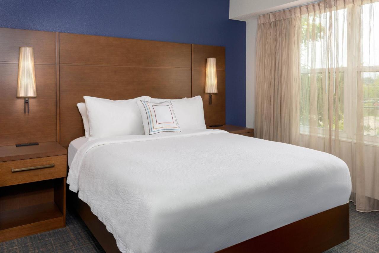 Residence Inn By Marriott Boston Brockton/Easton Экстерьер фото