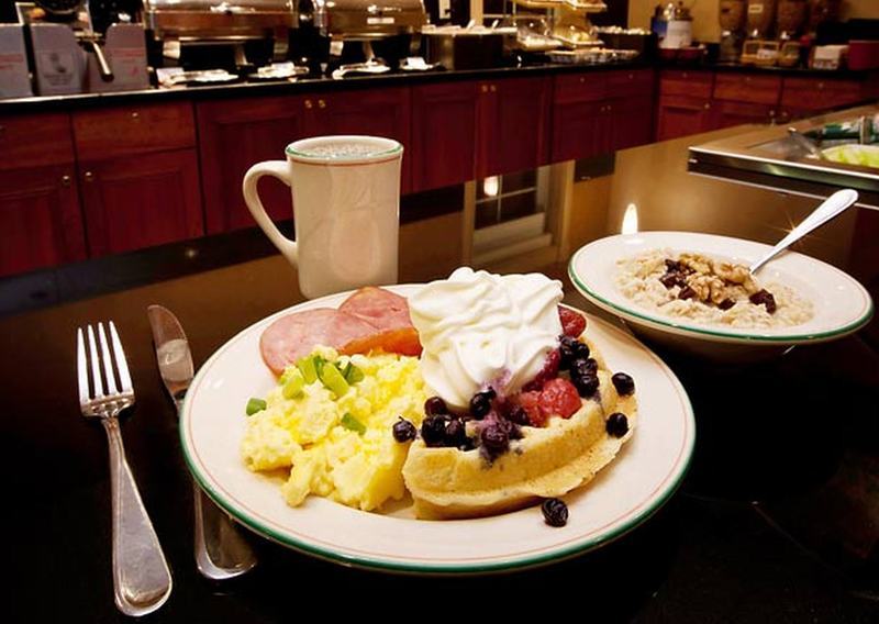 Residence Inn By Marriott Boston Brockton/Easton Ресторан фото