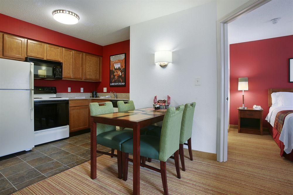 Residence Inn By Marriott Boston Brockton/Easton Экстерьер фото